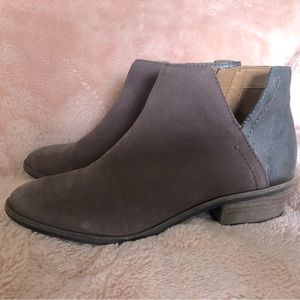 Frye & Co. Ankle Boots